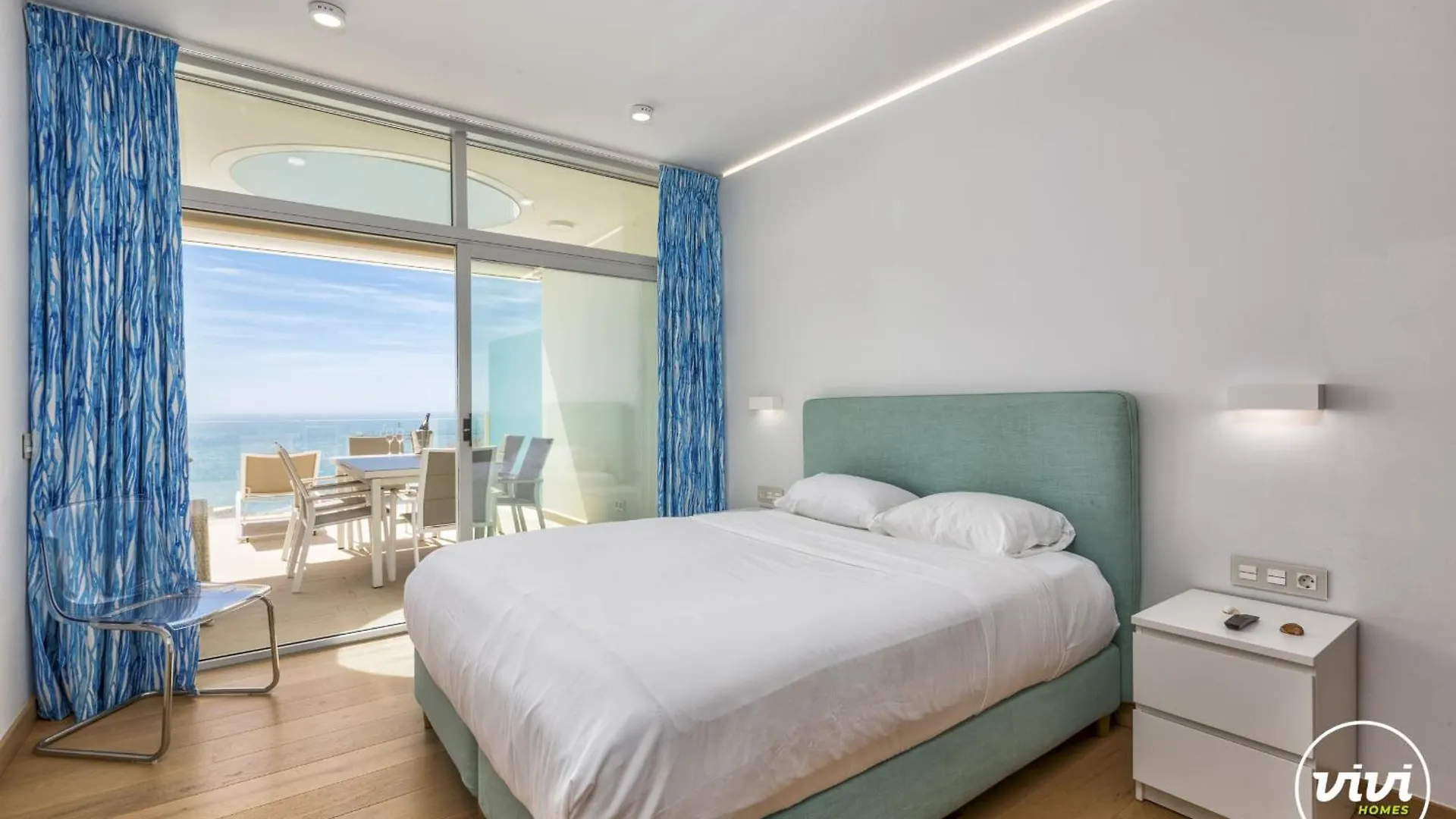Vivi Homes - Nova Pool, Jacuzzi, Terrace & Sea View Fuengirola Spanje