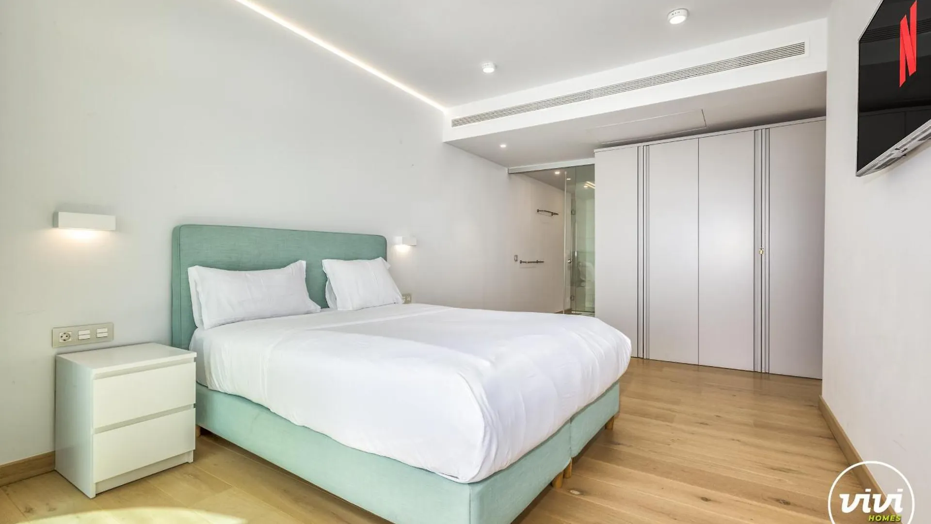 Apartment Vivi Homes - Nova Pool, Jacuzzi, Terrace & Sea View Fuengirola