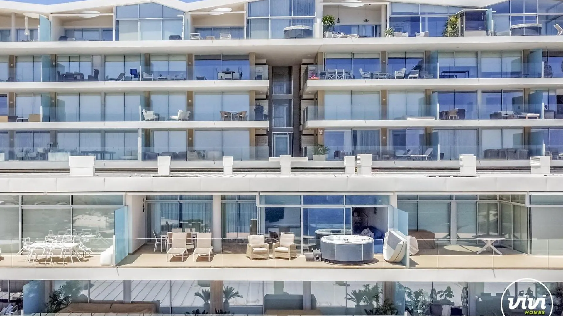 Apartment Vivi Homes - Nova Pool, Jacuzzi, Terrace & Sea View Fuengirola Spain