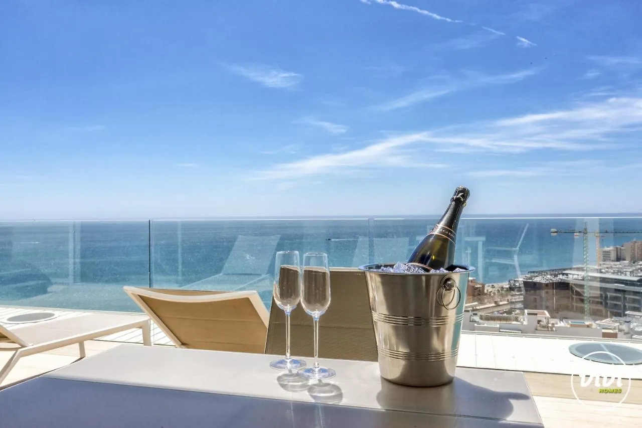 פואנגירולה Vivi Homes - Nova Pool, Jacuzzi, Terrace & Sea View